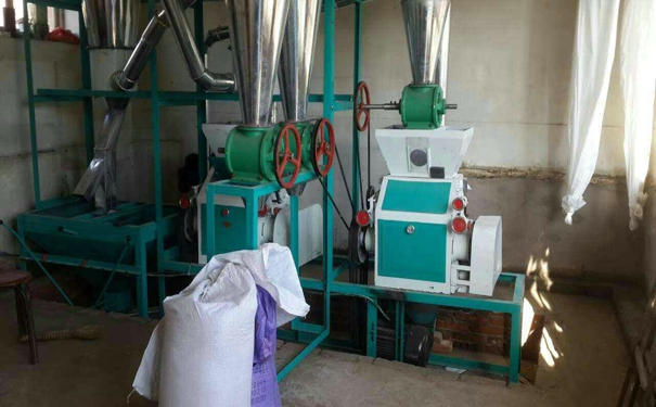 玉米加工機(jī)械在飼料加工上有何應(yīng)用?(圖2) 玉米加工機(jī)械